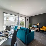 La Pepite - Appt En Hypercentre Au Calme, Terrasse Et Garage - Res Meyer * Royan