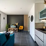 Daire La Pepite - Appt En Hypercentre Au Calme, Terrasse Et Garage - Res Meyer