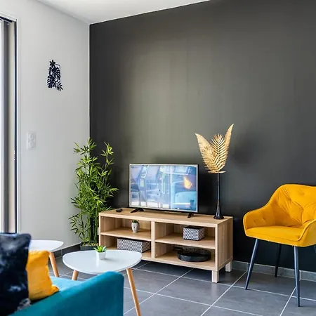 La Pepite - Appt En Hypercentre Au Calme, Terrasse Et Garage - Res Meyer Royan