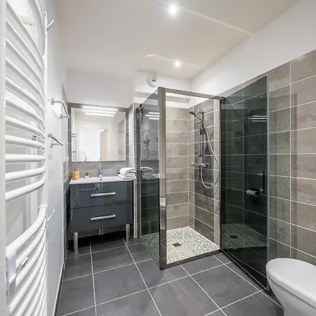 La Pepite - Appt En Hypercentre Au Calme, Terrasse Et Garage - Res Meyer * Royan