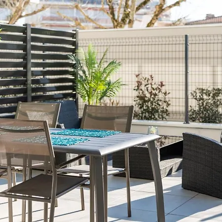 La Pepite - Appt En Hypercentre Au Calme, Terrasse Et Garage - Res Meyer * Royan