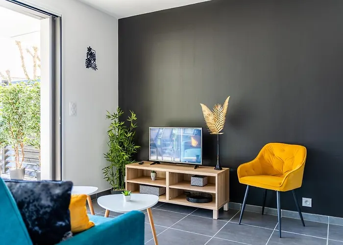 La Pepite - Appt En Hypercentre Au Calme, Terrasse Et Garage - Res Meyer Royan