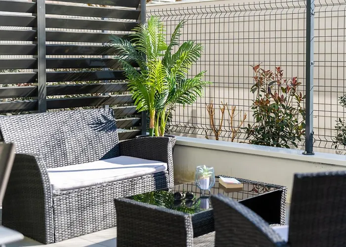 La Pepite - Appt En Hypercentre Au Calme, Terrasse Et Garage - Res Meyer Apartment Royan