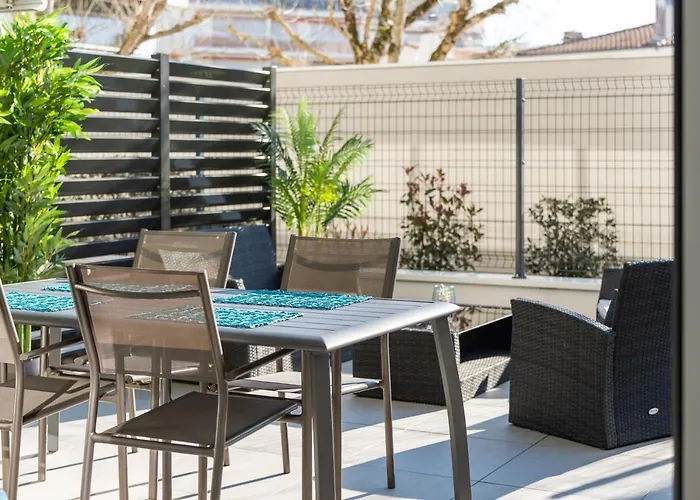 La Pepite - Appt En Hypercentre Au Calme, Terrasse Et Garage - Res Meyer * Royan