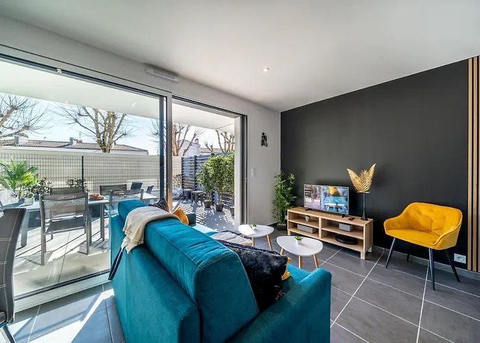 La Pepite - Appt En Hypercentre Au Calme, Terrasse Et Garage - Res Meyer Apartment Royan